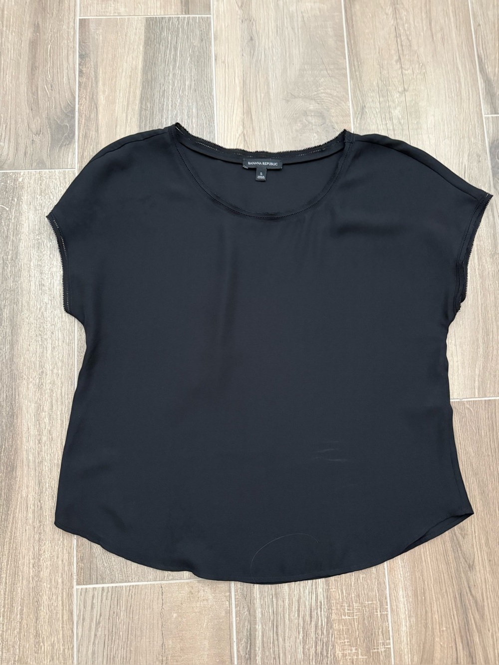 Banana Republic Black Short Sleeve Relaxed Too